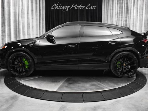Used 2020 Lamborghini Urus image 40
