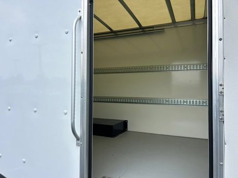 Used 2024 Mercedes-Benz Sprinter 3500 image 18