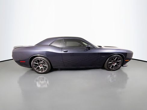 Used 2019 Dodge Challenger R/T w/ Blacktop Package image 11