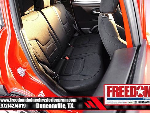 Used 2020 Jeep Renegade Latitude image 15