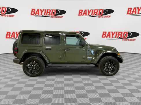 Used 2021 Jeep Wrangler Unlimited Sahara w/ Cold Weather Group AWD/4WD image 9