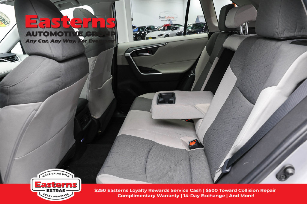 Used 2022 Toyota RAV4 XLE w/ Convenience Package AWD/4WD image 21