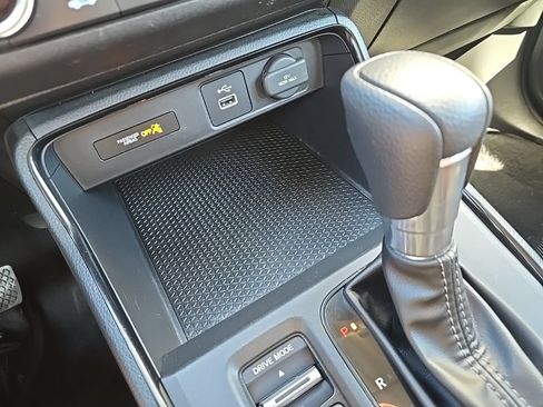 Used 2024 Honda CR-V LX image 45