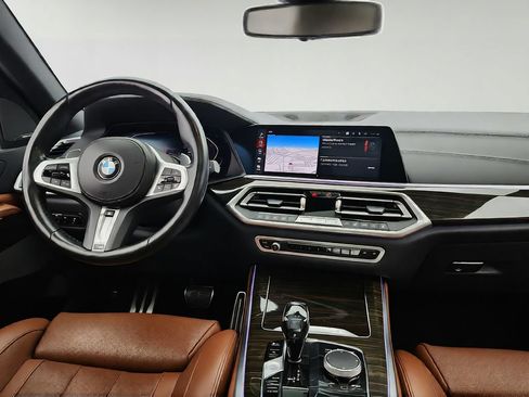 Used 2019 BMW X5 xDrive40i w/ M Sport Package AWD/4WD image 29