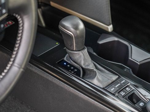 Certified 2025 Toyota Camry SE image 23