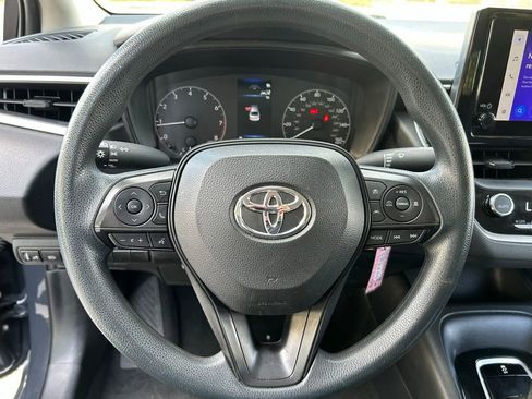 Used 2023 Toyota Corolla LE image 17