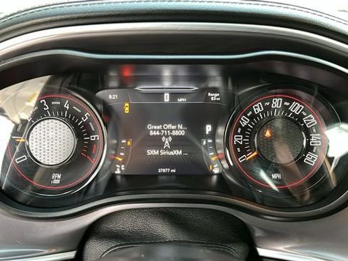 Used 2021 Dodge Challenger SXT w/ Plus Package image 6