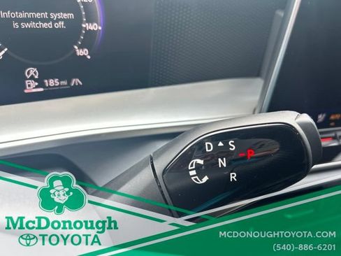 Used 2025 Volkswagen Tiguan SE R-Line AWD/4WD image 24