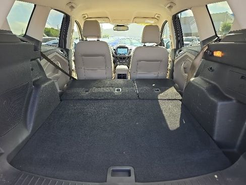 Used 2017 Ford Escape Titanium w/ Equipment Group 301A AWD/4WD image 27