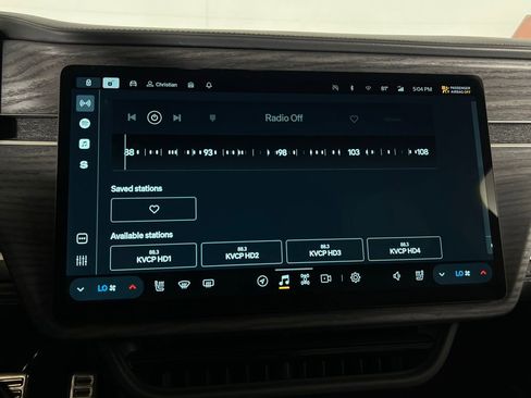 Used 2024 Rivian R1S Launch Edition image 22