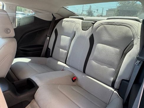 Used 2022 Chevrolet Camaro LT RWD image 10