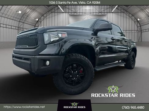 Used 2016 Toyota Tundra SR5 w/ SR5 Upgrade Package AWD/4WD image 1