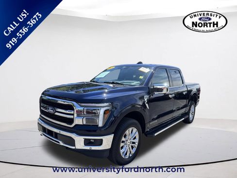 Used 2025 Ford F150 Lariat w/ Equipment Group 502A High AWD/4WD image 3