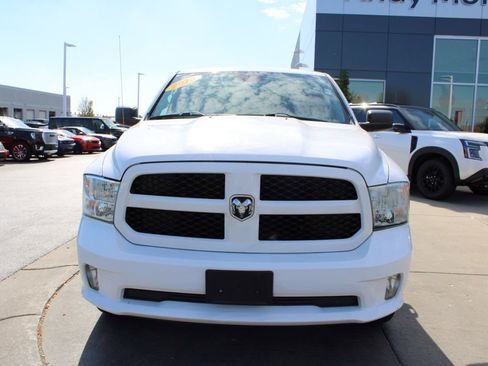 Used 2015 RAM 1500 Express image 2