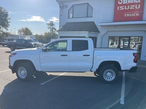 New 2026 Chevrolet Colorado W/T image 3