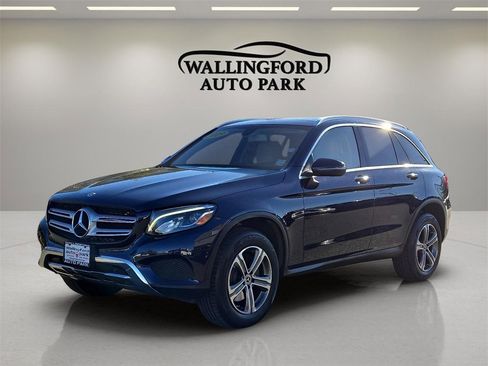 Used 2019 Mercedes-Benz GLC 300 4MATIC image 1