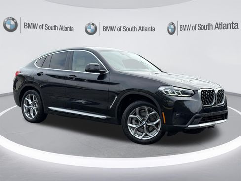 Certified 2025 BMW X4 xDrive30i w/ Premium Package AWD/4WD image 2