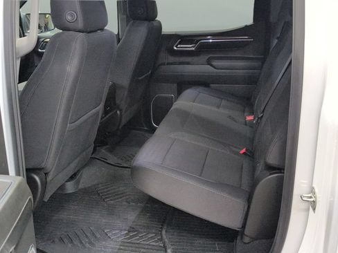 Used 2024 Chevrolet Silverado 1500 LT AWD/4WD image 18
