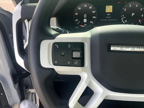 Used 2023 Land Rover Defender 110 S image 20