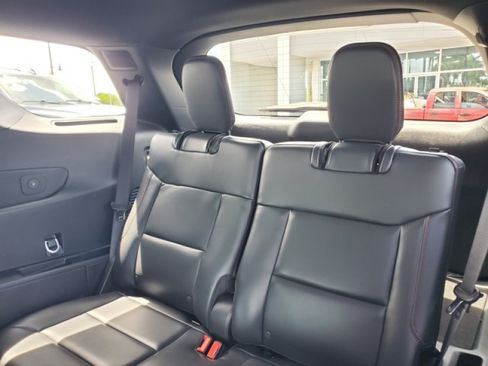 Certified 2025 Ford Explorer ST RWD image 30
