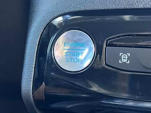 Used 2024 Ford Escape Platinum image 33