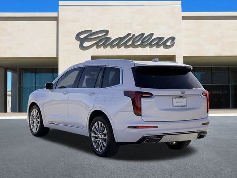 Certified 2023 Cadillac XT6 Premium Luxury w/ Platinum Package image 9