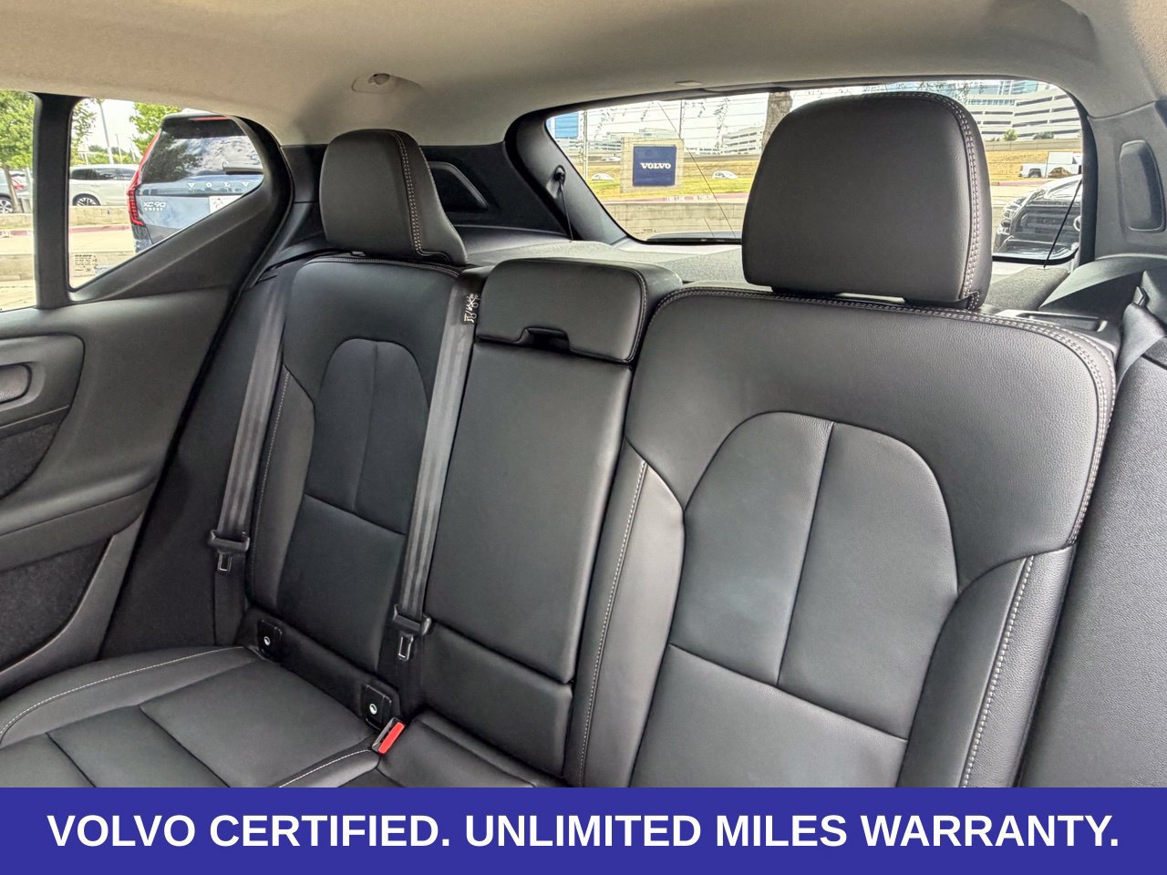 Certified 2026 Volvo XC40 B5 Plus AWD/4WD image 34