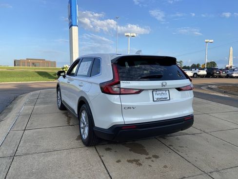 Used 2024 Honda CR-V EX image 9