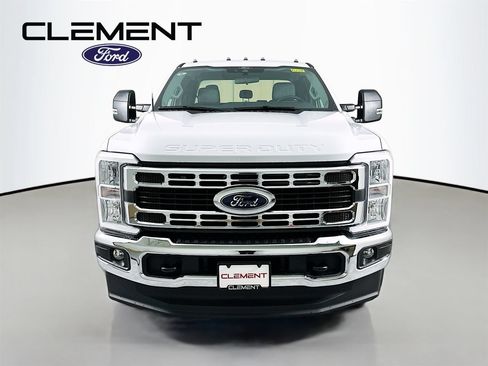 New 2026 Ford F350 XLT AWD/4WD image 2