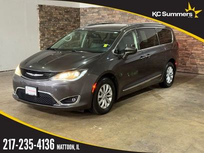 Used 2019 Chrysler Pacifica Touring-L