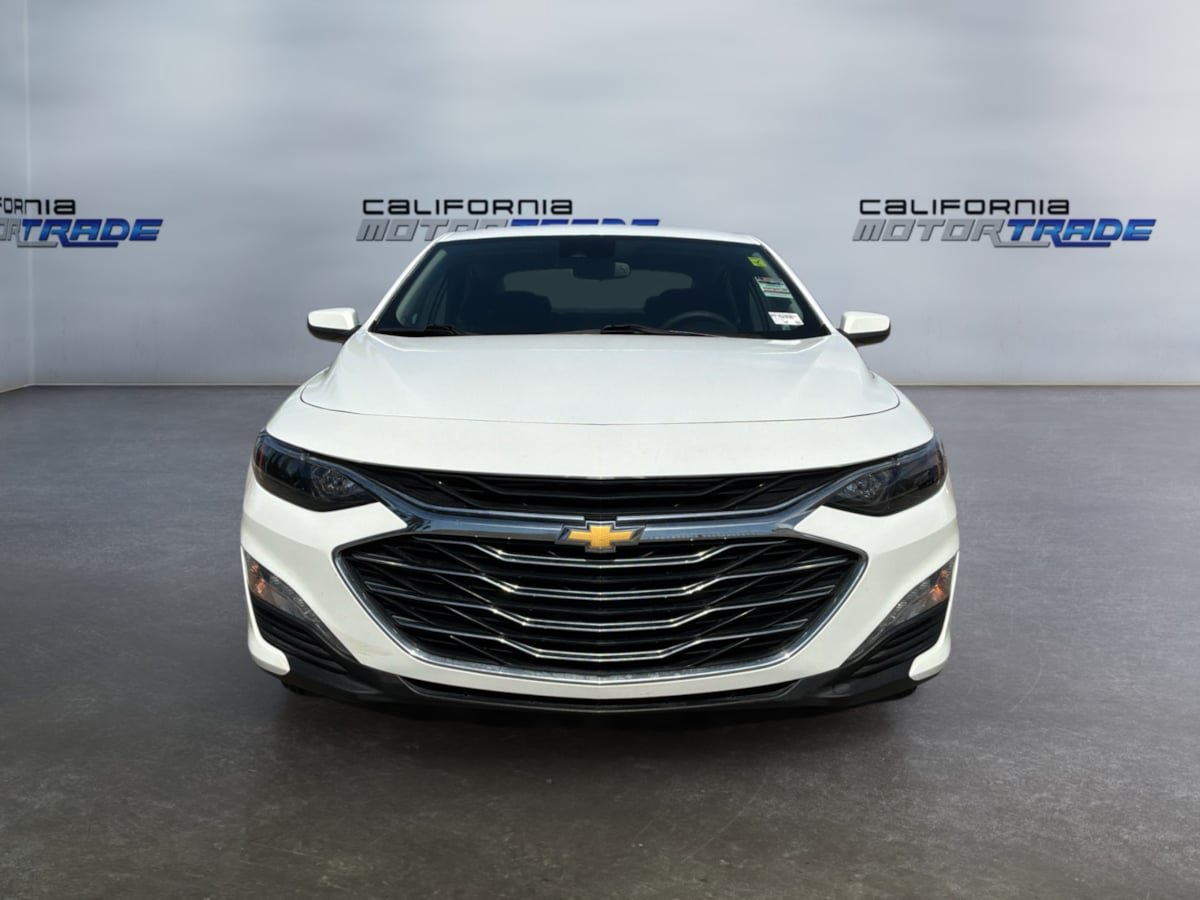 Used 2023 Chevrolet Malibu LT FWD image 2