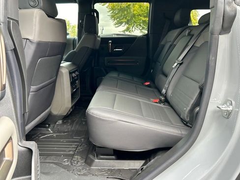 New 2025 GMC Hummer EV 2X w/ Extreme Off-Road Package image 25