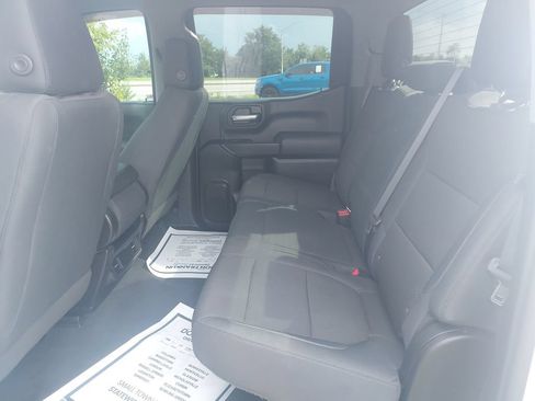 Used 2020 Chevrolet Silverado 1500 Custom w/ Custom Value Package AWD/4WD image 14