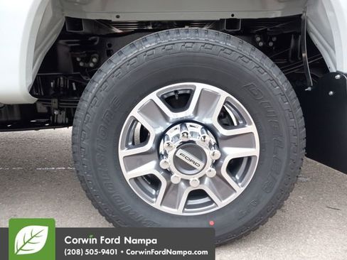 New 2026 Ford F350 Lariat w/ FX4 Off-Road Package image 33