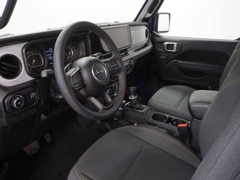 Certified 2026 Jeep Wrangler Sport w/ Convenience Group AWD/4WD image 18