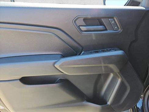Used 2025 Chevrolet Colorado Trail Boss AWD/4WD image 10