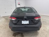 Used 2021 Toyota Corolla LE image 6