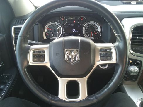 Used 2016 RAM 1500 Laramie w/ Convenience Group image 14