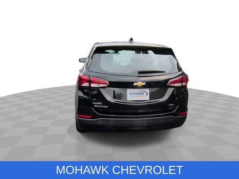 Used 2023 Chevrolet Equinox LS AWD/4WD image 7