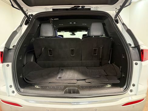 Used 2023 Buick Enclave Essence AWD/4WD image 73