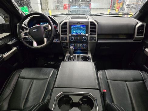 Used 2019 Ford F150 Lariat w/ Equipment Group 502A Luxury AWD/4WD image 42