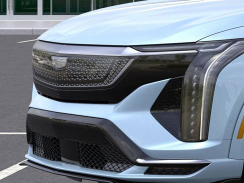 New 2026 Cadillac Optiq V image 13
