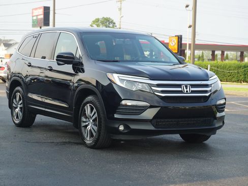 Used 2017 Honda Pilot EX-L image 3
