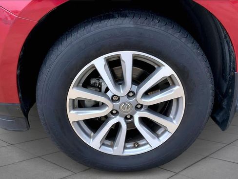 Used 2013 Nissan Pathfinder SV image 11