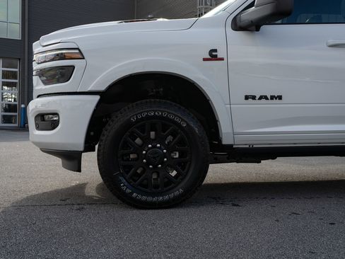 New 2026 RAM 2500 Limited AWD/4WD image 12