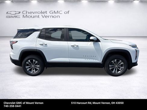 New 2027 Chevrolet Equinox LT FWD image 7