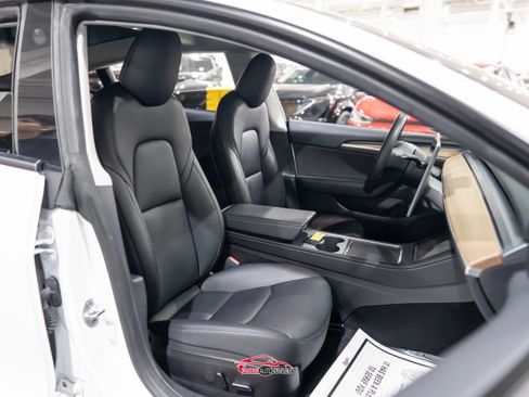 Used 2023 Tesla Model 3 Standard Range image 17