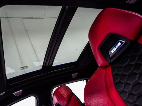 Used 2024 BMW X6 M Competition w/ Executive Package image 20