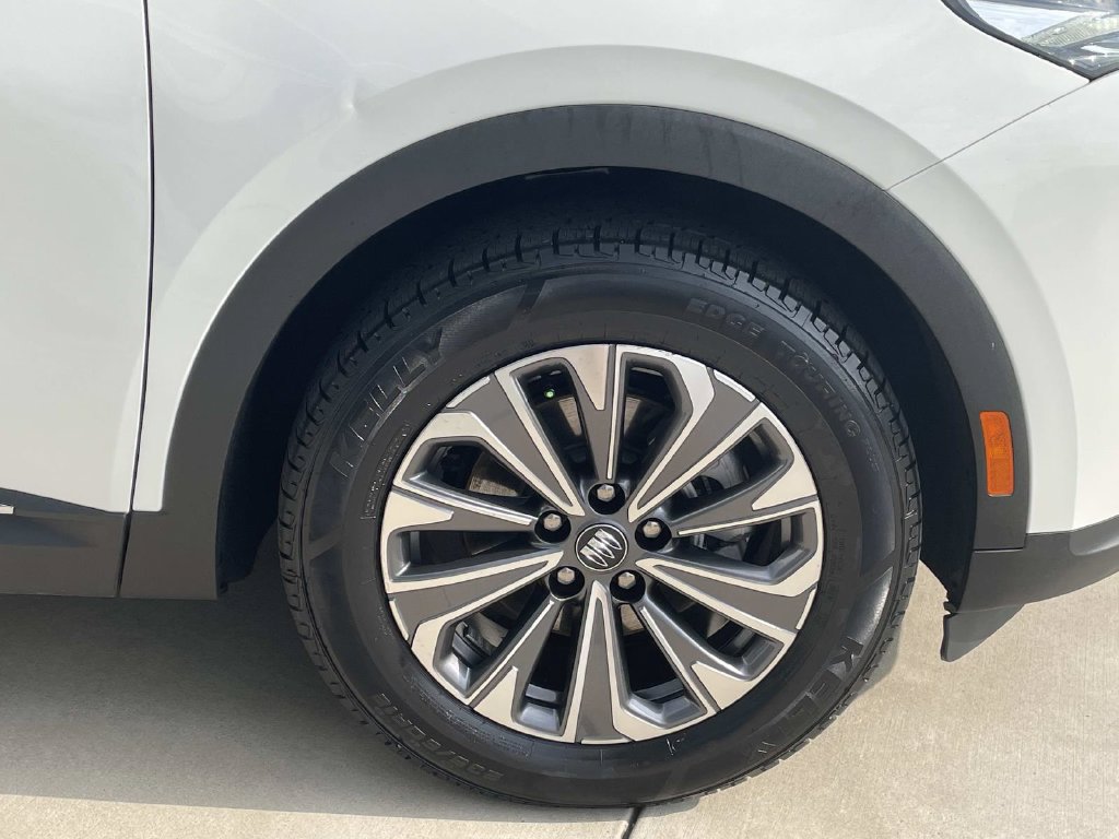 Used 2024 Buick Envision Preferred AWD/4WD image 8