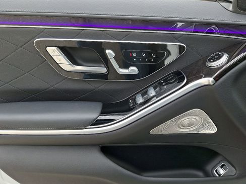 Used 2024 Mercedes-Benz S 580 S 580 image 12